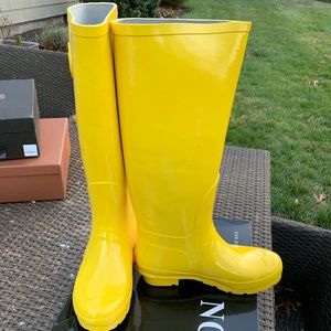 Nomad Isobel Yellow Rain Boots NWT size 6